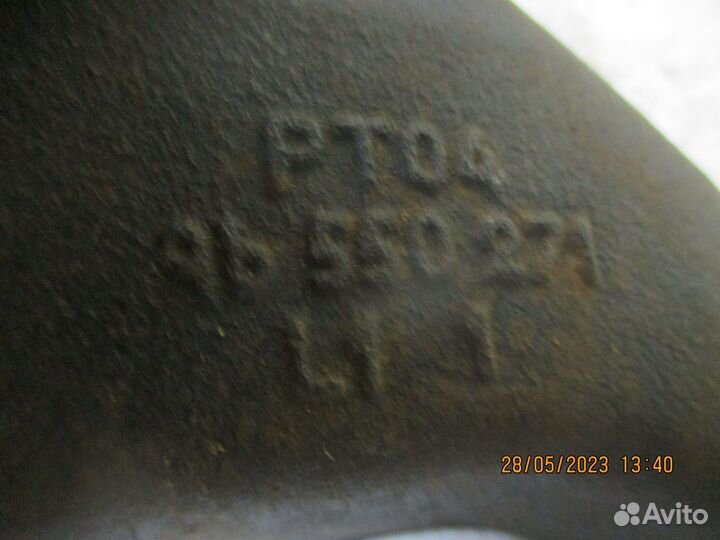 Кронштейн подушки двигателя левый Шевроле Лачетти