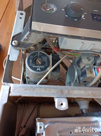 Газовый котел Buderus Logomax U042-24R на запчасти