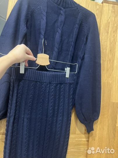 Костюм трикотажный (юбка и кофта) - размер 42