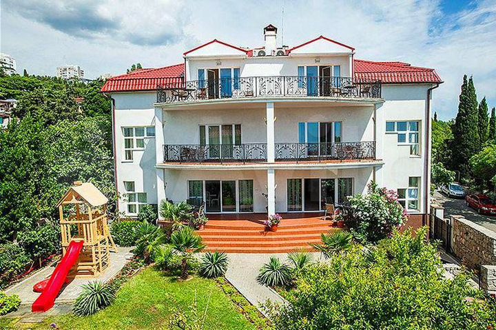 Гостиница, 580 м²