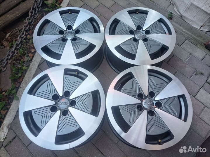 Оригинал Audi r-17 (5x112) как новые 4 шт