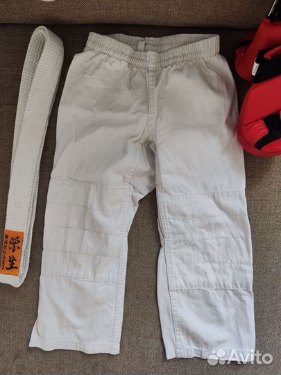 Кимоно и перчатки