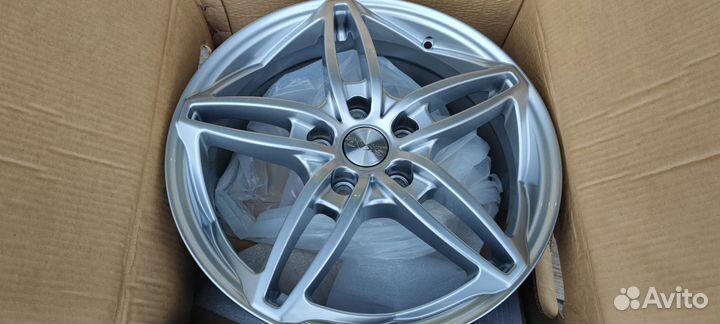 R17/5*114,3 Skad Турин,Toyota Camry,Corolla, Rav4