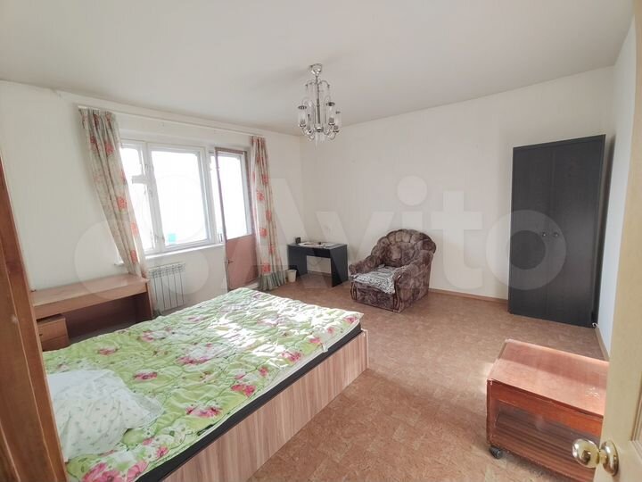 3-к. квартира, 67 м², 8/10 эт.