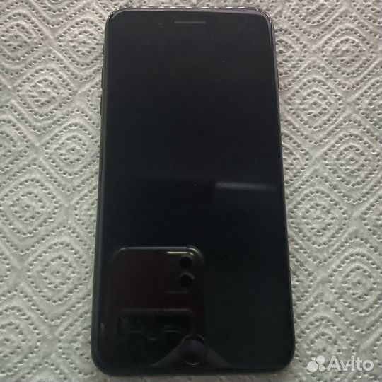 iPhone 8 Plus, 64 ГБ