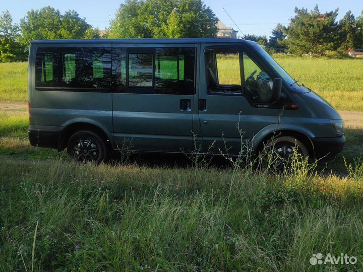 Зоотакси, перевозка собак крупных пород