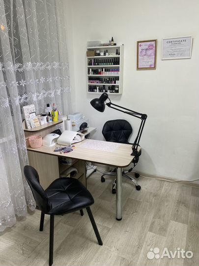 Мастер маникюра