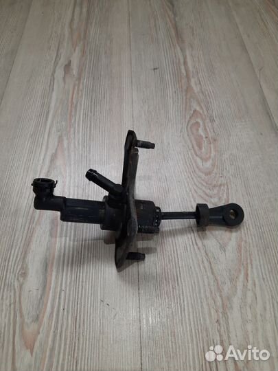 Главный цилиндр сцепления гцс Hyundai solaris