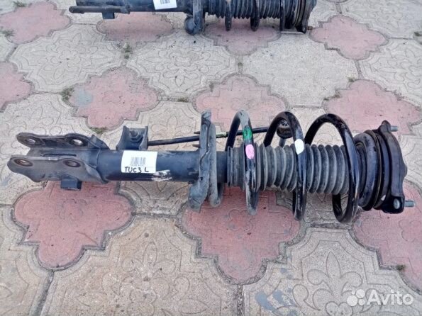 Стойка амортизатора Hyundai Tucson 3 бу оригинал