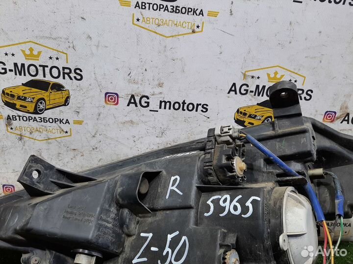 Фара правая Ксенон Левый руль Murano Z50