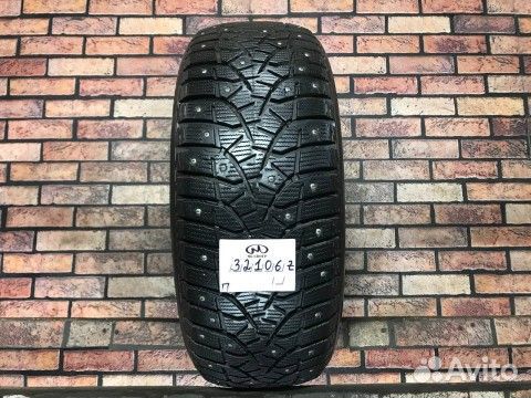 Bridgestone Blizzak Spike-02 235/55 R18 104T