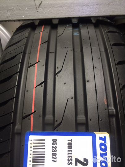 Toyo Proxes CF2 235/45 R17