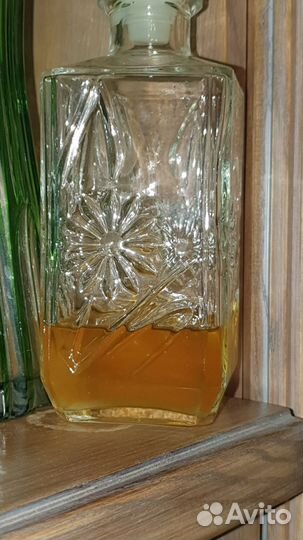 Ваза и одеколон винтаж