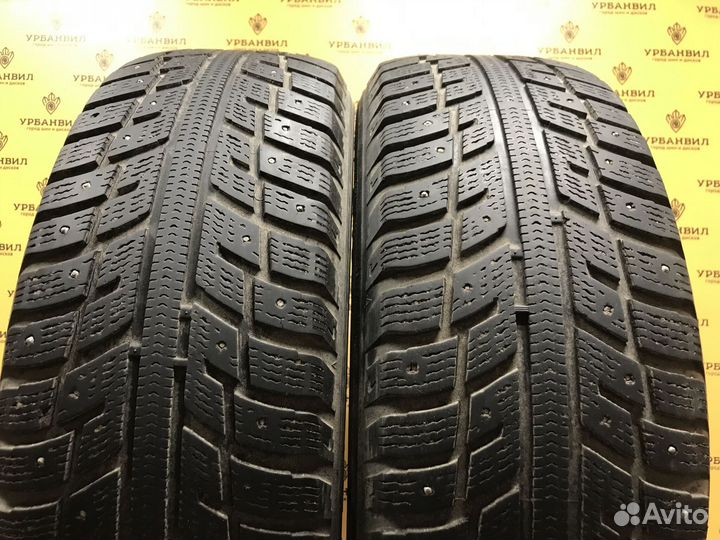 Kumho I'Zen KW22 215/65 R16 98T