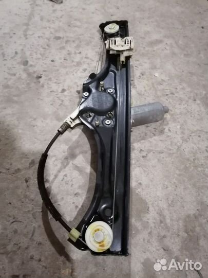 Стеклоподъемник задний левый bmw x5 e70