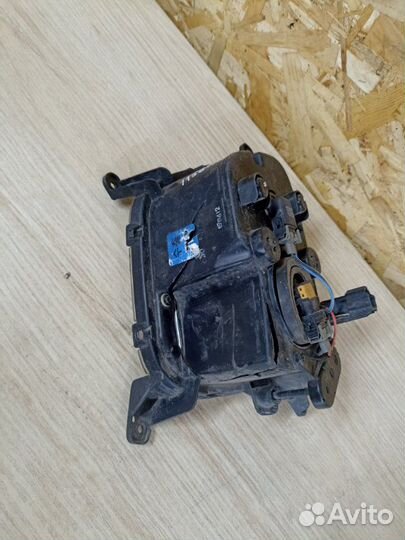 Фара противотуманная правая Kia Sorento 2009-2021