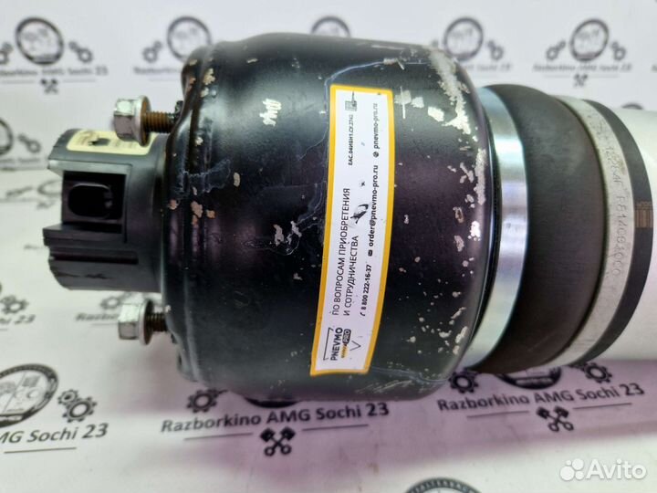 Пневмостойка передняя левая для Mercedes W211 W219