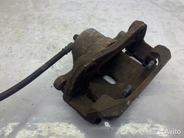 Суппорт передний левый Kia Soul 2 1.6 2014