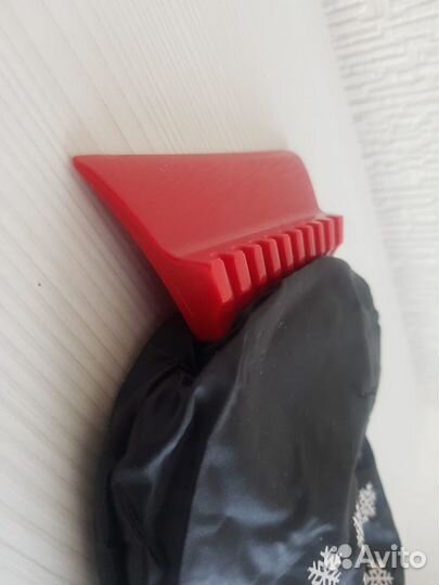 Варежка-скребок от снега