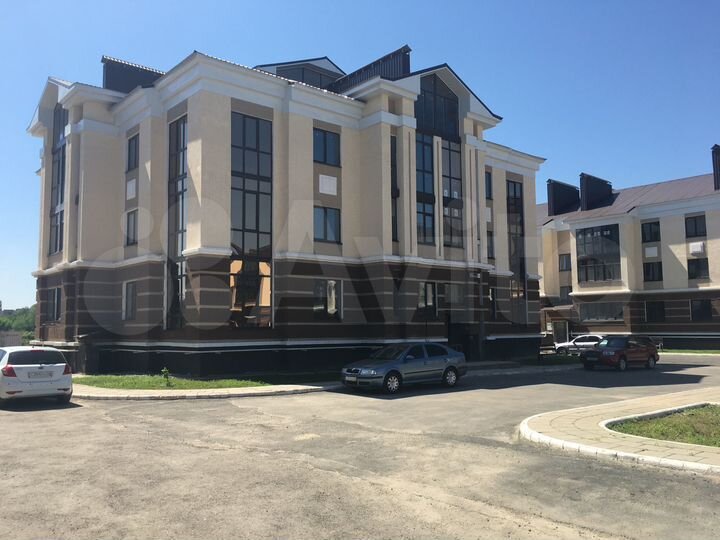 2-к. квартира, 58 м², 1/3 эт.