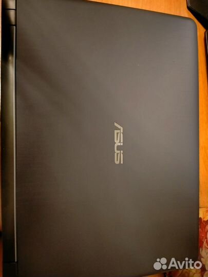 Ноутбук Asus X507U