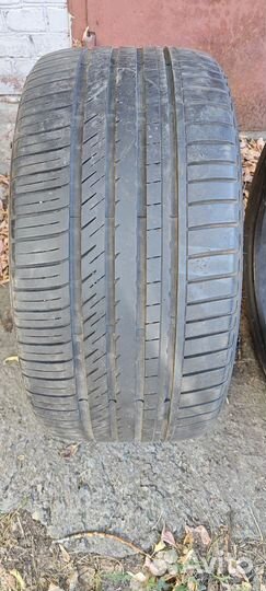 Kinforest KF550-UHP 245/35 R21 и 285/30 R21