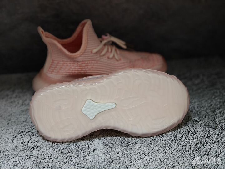 Изики/лёгкие кроссовки для девочек р.32-37