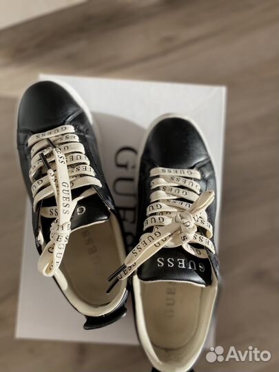 Кеды женские guess 37