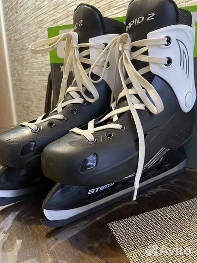 Продам коньки хокейные 41 размер