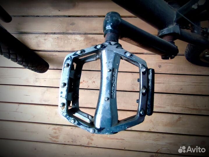 Трюковой велосипед BMX