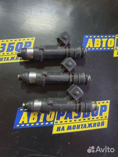 Форсунка инжекторная электрическая ваз (LADA) 2110