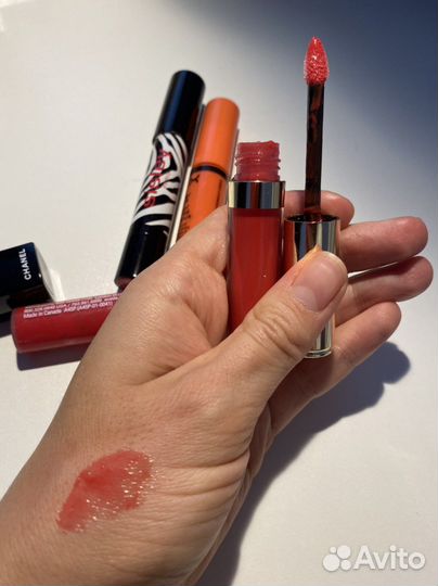 Помада, блеск для губ Chanel, Guerlain, Lancome