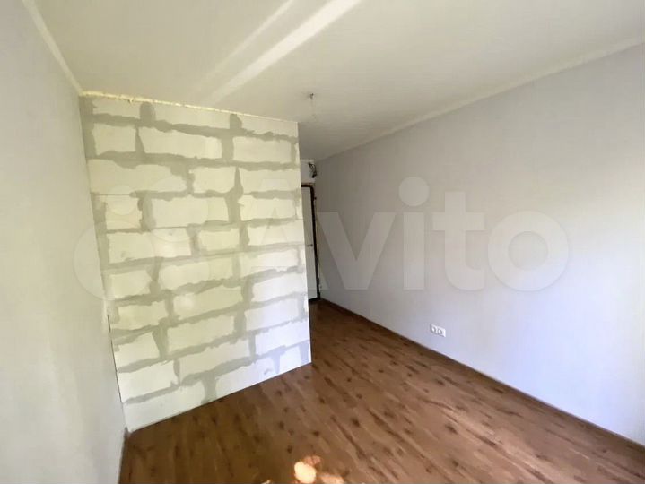 Квартира-студия, 12 м², 1/9 эт.