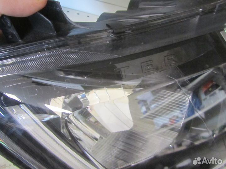 Фара левая правая Renault Duster 2018