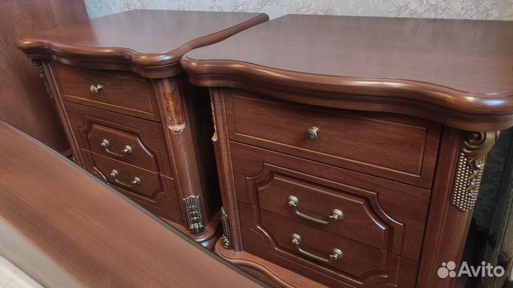 Спальный гарнитур