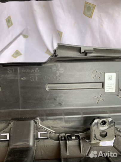 Воздуховод радиатора BMW X1 F48 517418779815