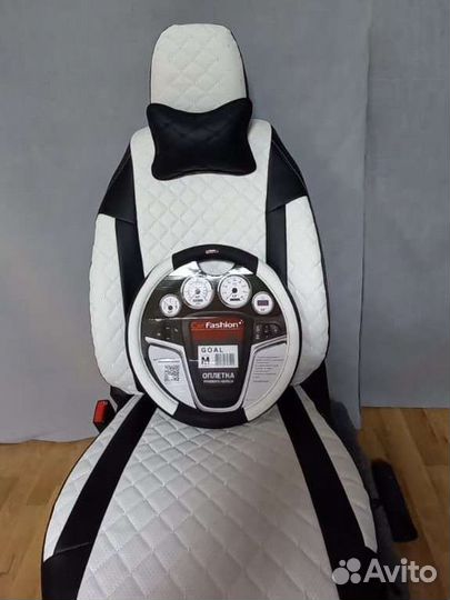 Чехлы Ниссан Кашкай Франт белая экокожа