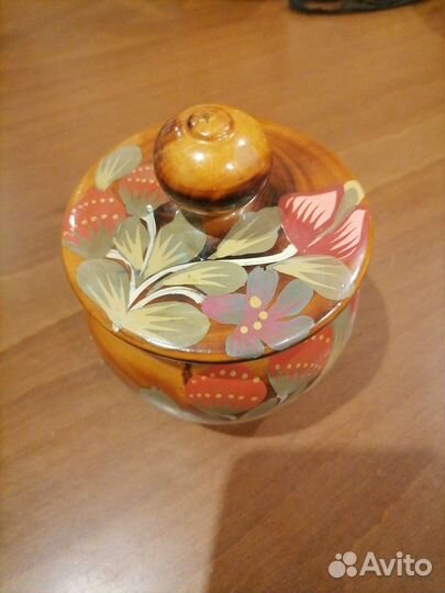 Шкатулки деревянные