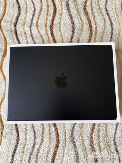 Apple Macbook air 13 2022 m2