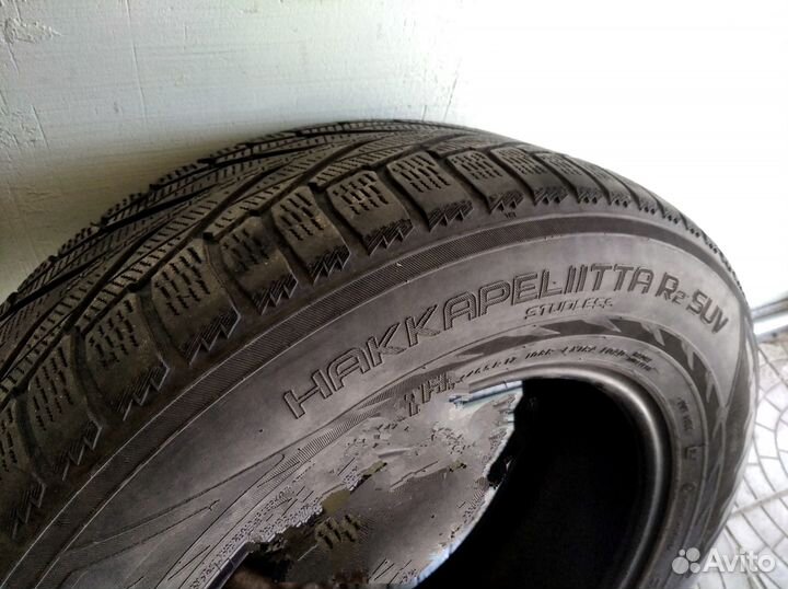 Nokian Tyres Hakkapeliitta R2 235/65 R17
