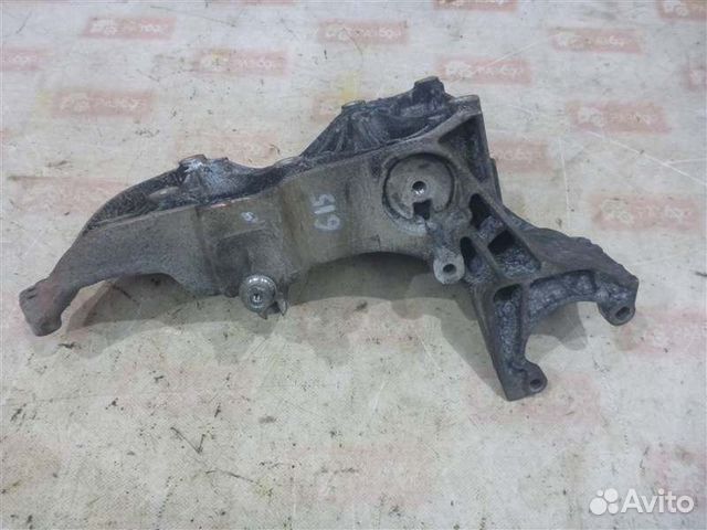 Кронштейн генератора Renault Duster HSM F4R410