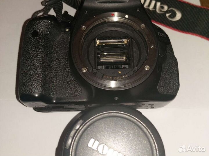 Зеркальный фотоаппарат canon 600d