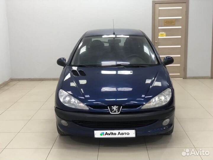 Peugeot 206 1.4 AT, 2001, 221 493 км