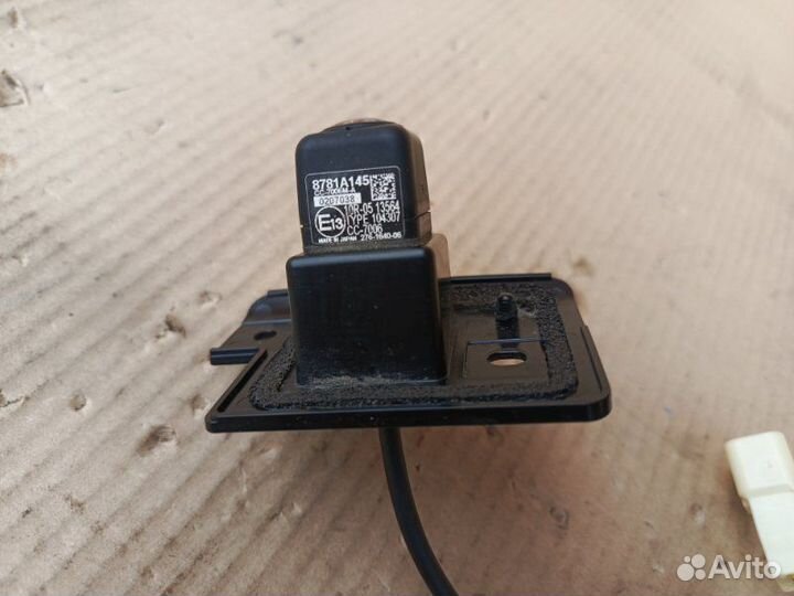 Камера заднего вида Mitsubishi Outlander 3 GF