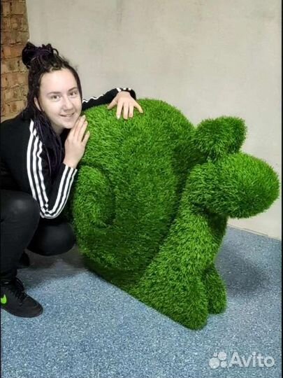 Садовая топиарная фигура улитка