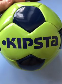 Футбольный мяч