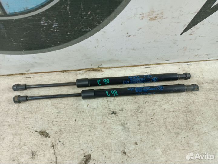 Амортизаторы крышки багажника BMW 3 E90