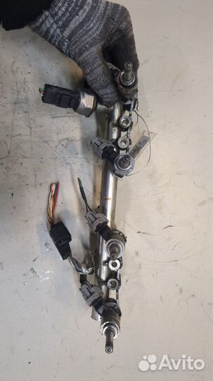 Форсунка топливная Nissan Juke