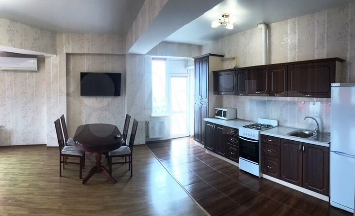 3-к. квартира, 110 м², 5/6 эт.