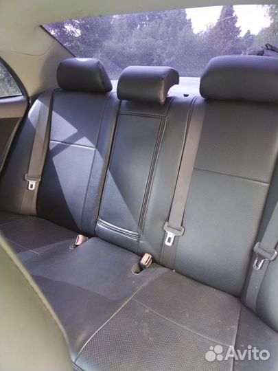 Чехлы на сидения Тойота королла